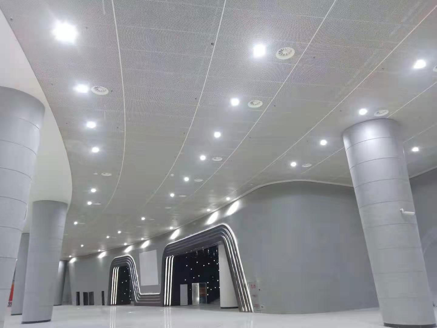 亚洲最大地下交通枢纽-武汉光谷广场综合体-内墙选用